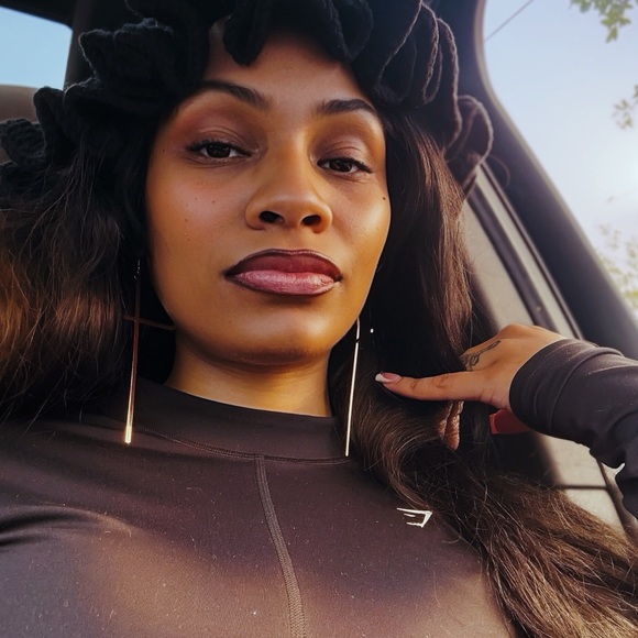 Meet your Posher, La - Picture 1 of 1